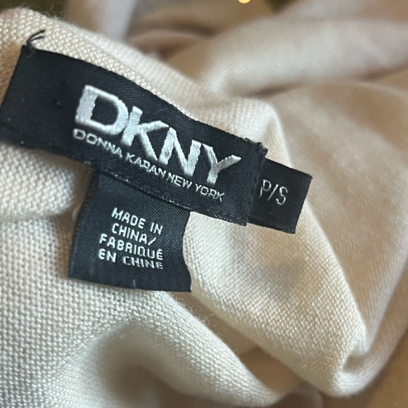 DKNY Women's Long-Sleeve Drape-Front Cream Silk & Cashmere Blend Cardigan PS - Picture 10 of 11